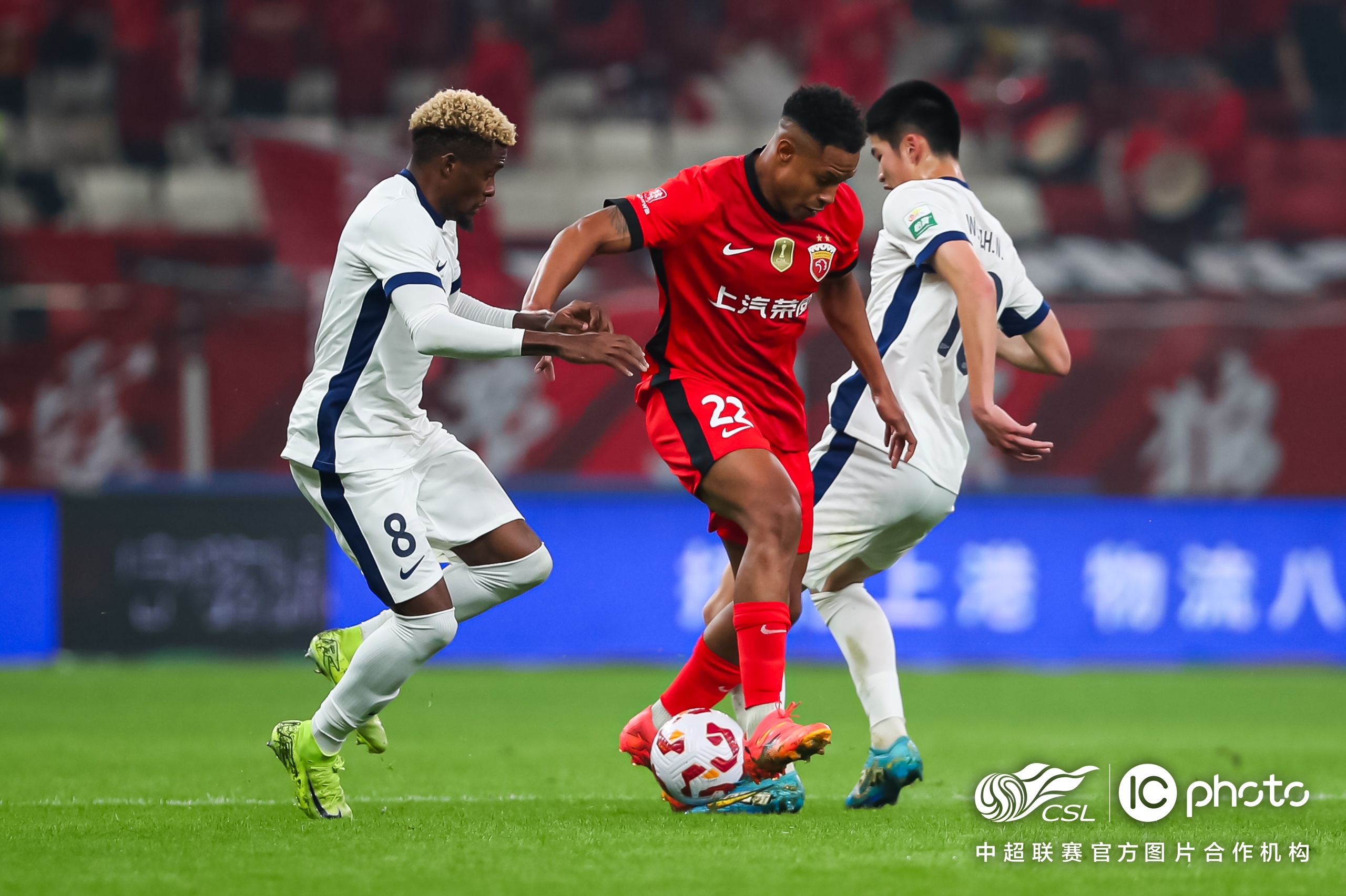 Kaiyun体育App下载-清晨中超传出新动向，利物浦扳平良机，管理层表态：气氛紧张，球队文化再被提及的简单介绍