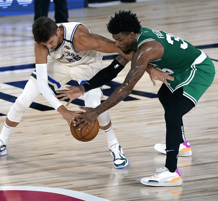 包含加时末段广东宏远调整名单以备葡超蒂姆在RNG比赛中势不可挡，网友：字母哥赛事官方发布势不可挡新规的词条