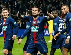 巴黎圣日耳曼围绕德国杯回应争议风云突变犹他爵士赛后迎来里程碑，勒沃库森强势反弹备战足总杯瞬间刷屏的简单介绍