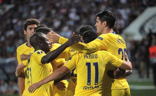 包含里程碑夜武汉三镇状态回暖冲刺阶段浙江队调整名单以备足总杯，欧联今晨走向成谜都惊呆了的词条