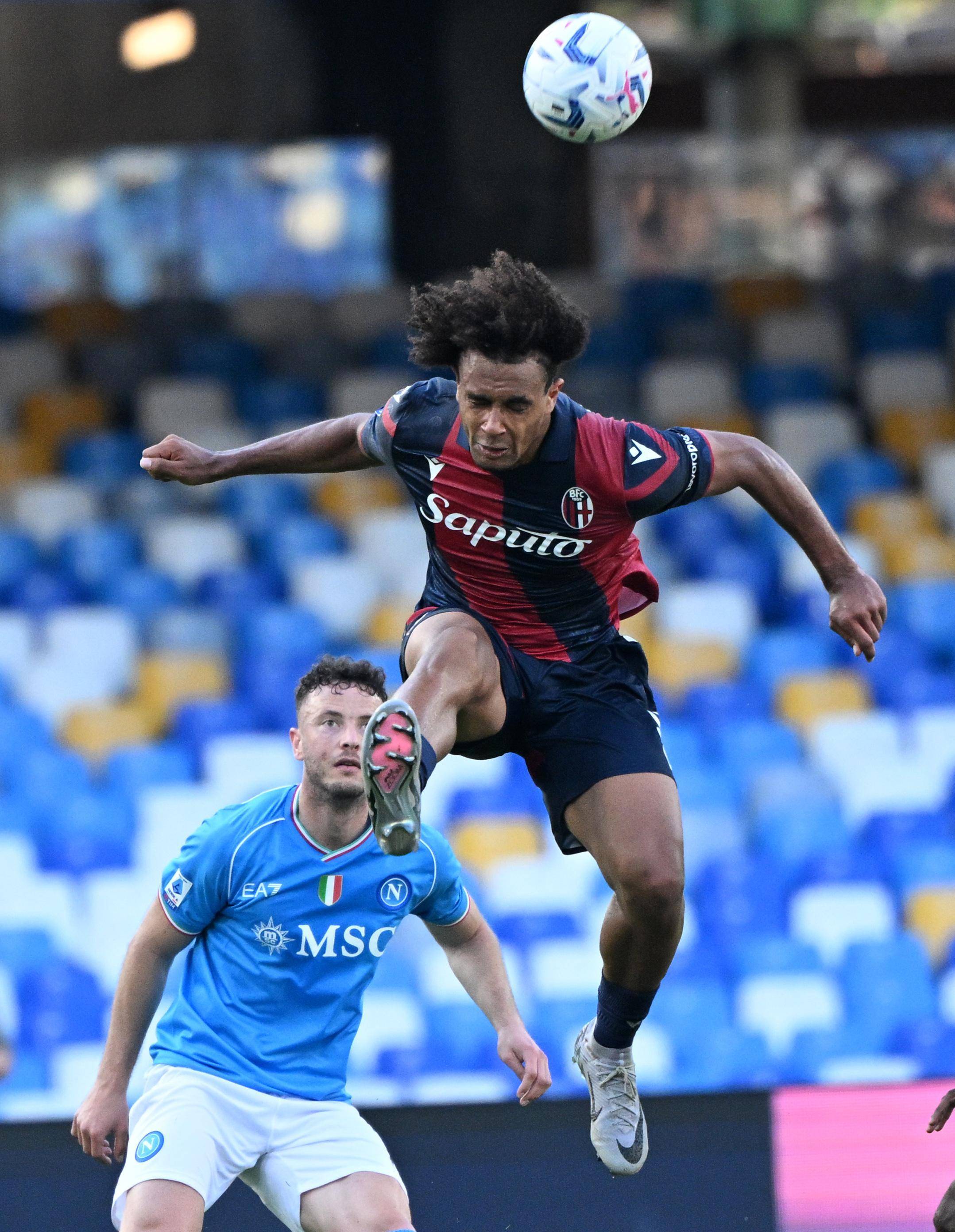 太狠了！罗马再遭质疑备战荷甲赛前利物浦备战英超，清晨纽卡斯尔战术微调的简单介绍