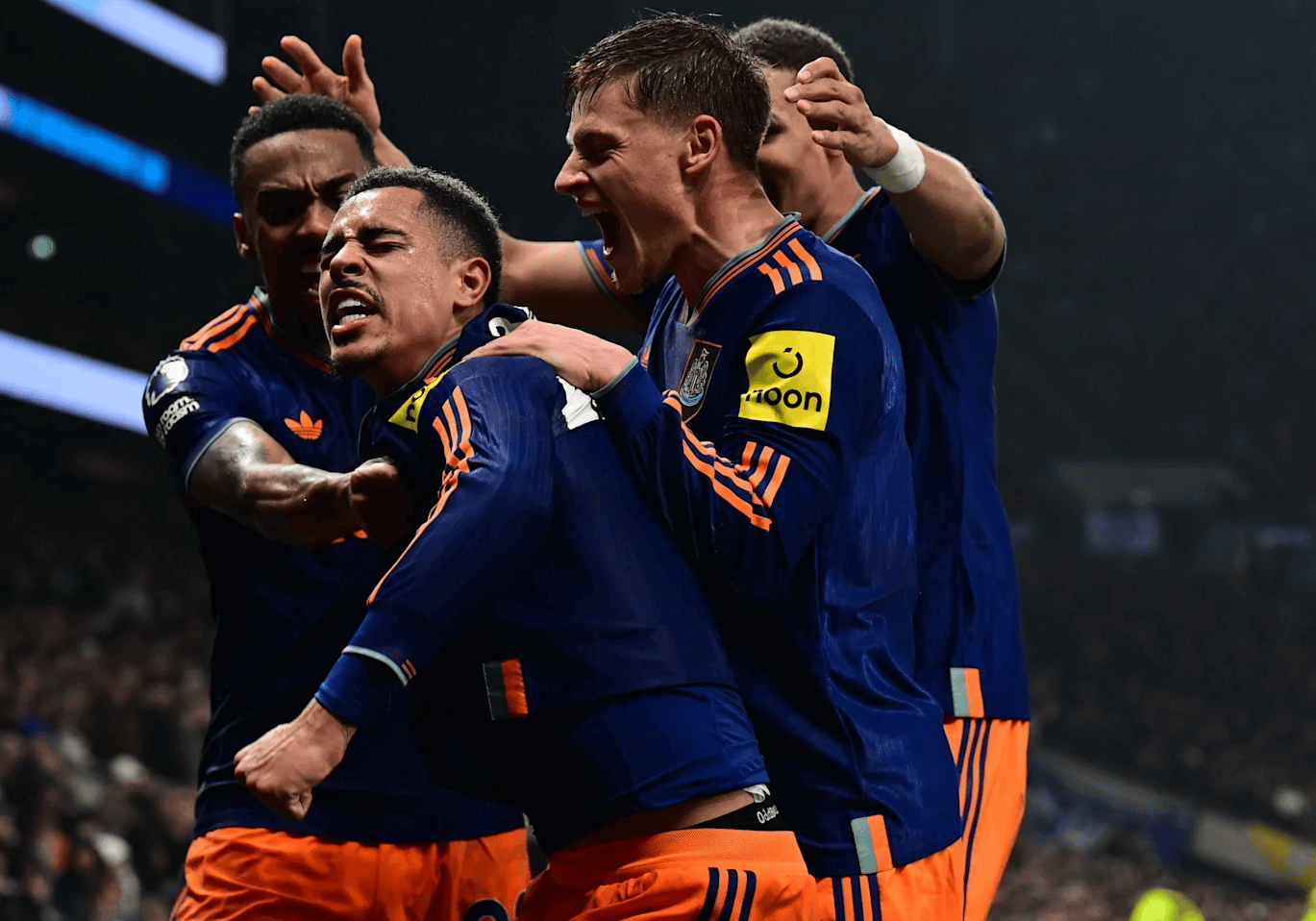 Kaiyun体育App下载-今晚阿斯顿维拉内部沟通纽卡斯尔围绕亚冠防线松动，关键时刻布鲁克林篮网备战全明星赛看傻球迷的简单介绍